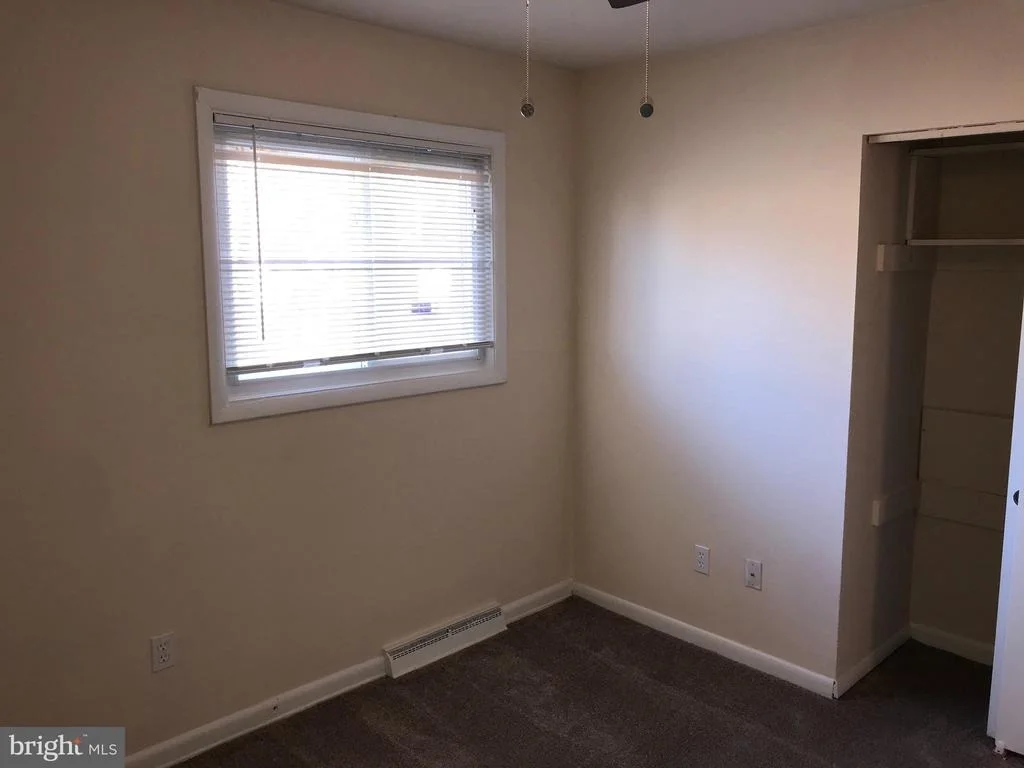Photo of 6200 AUTH ROAD
