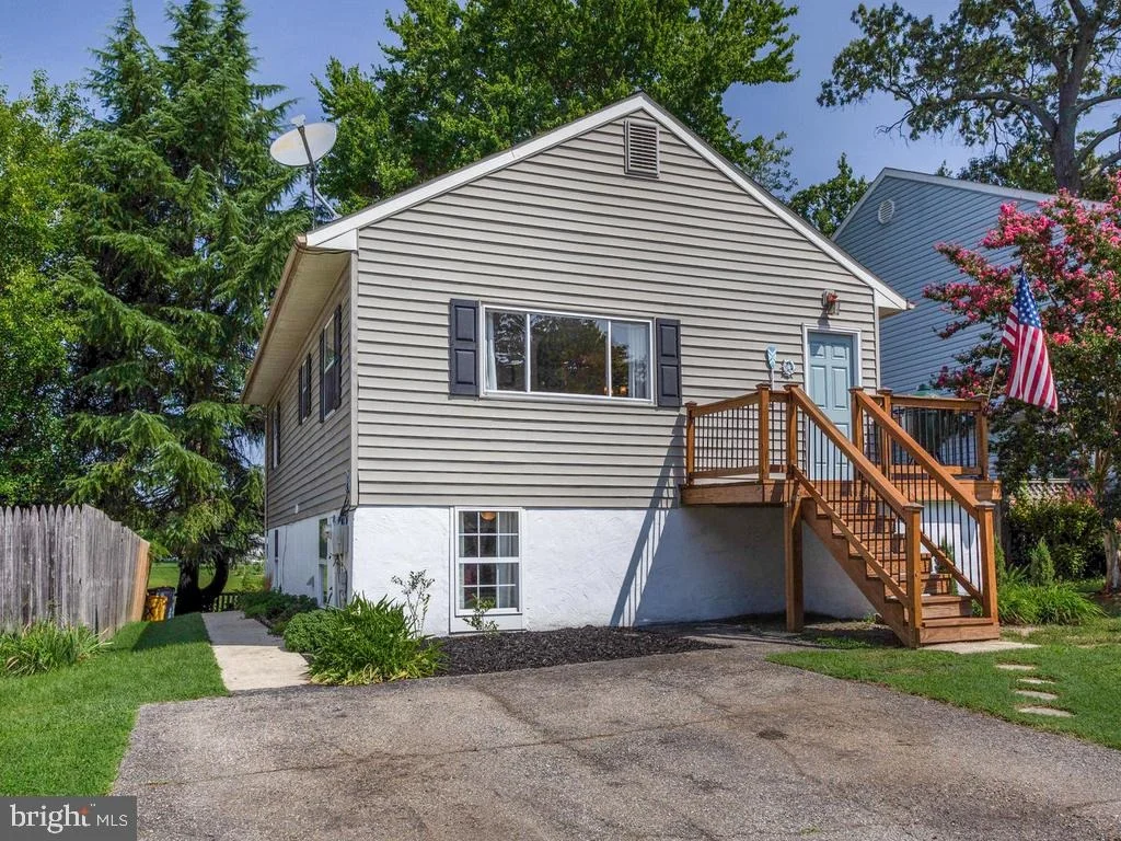 Photo of 132 OAKWOOD ROAD