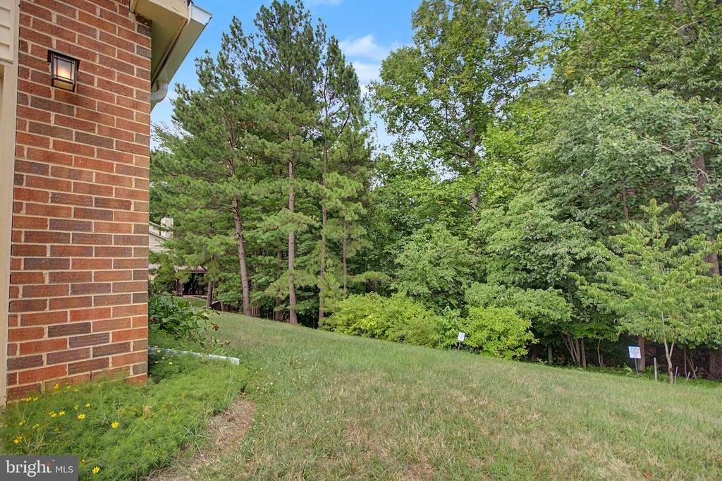 Photo of 804 COXSWAIN WAY