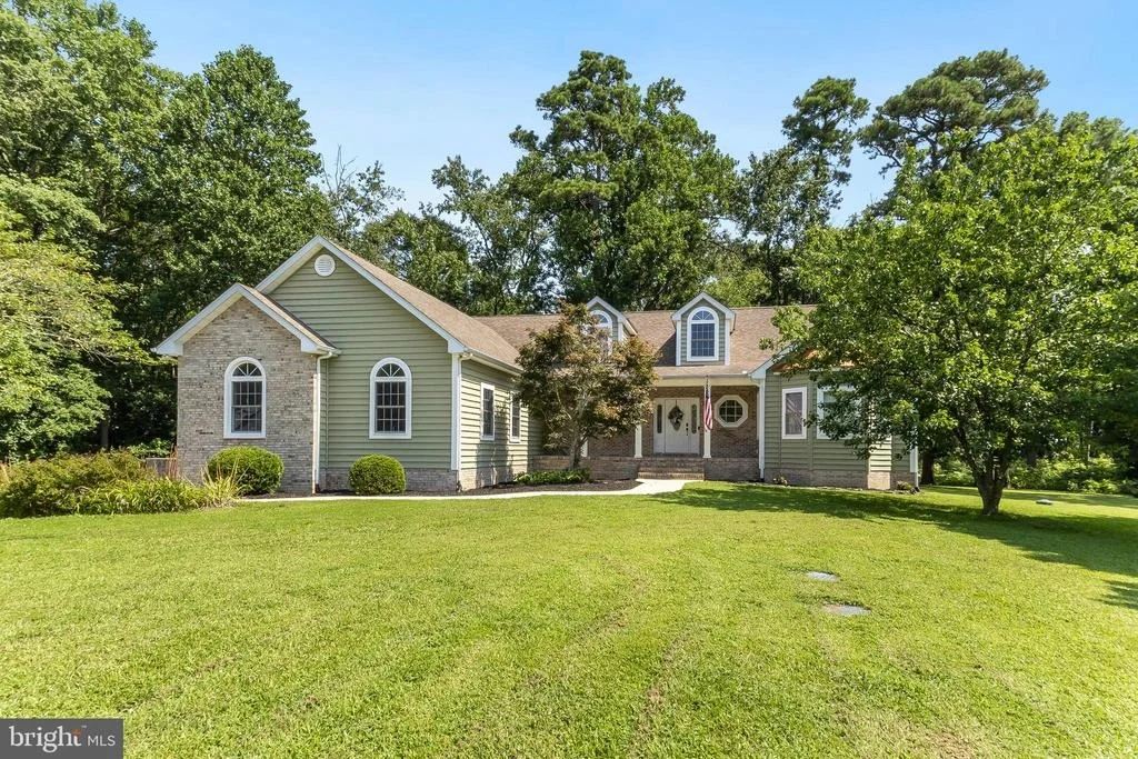 Photo of 33015 FOREST KNOLL DRIVE