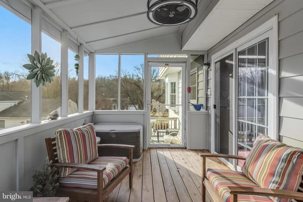 Photo of 2232 DECKMAN LANE