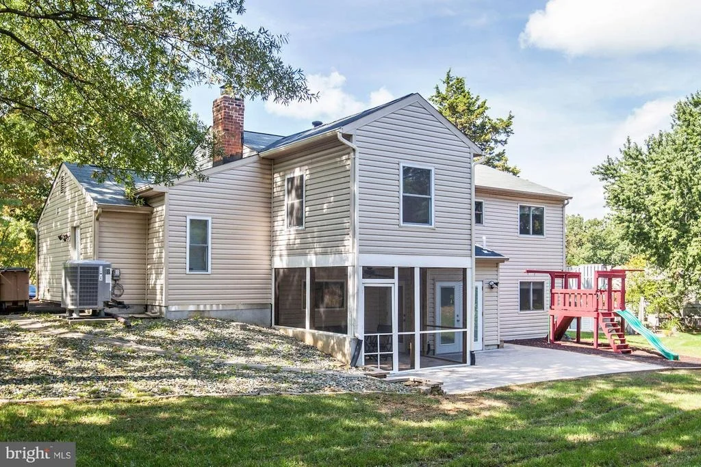 Photo of 9 WOODSEND PLACE