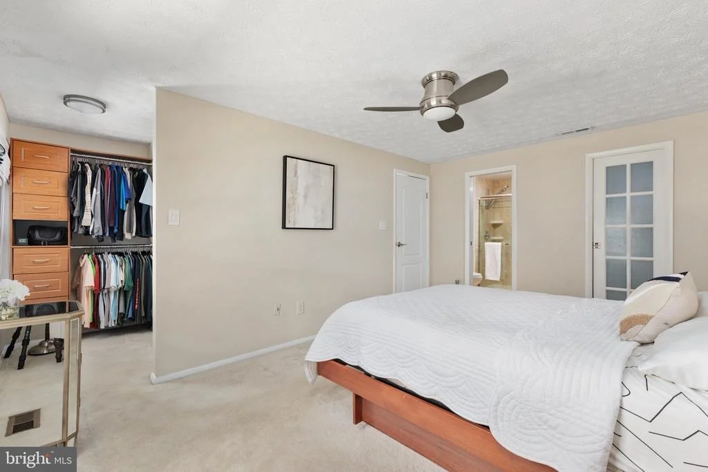 Photo of 12805 GATEPOST COURT
