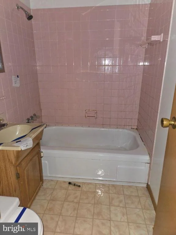 Photo of 2034 CHERRY COURT