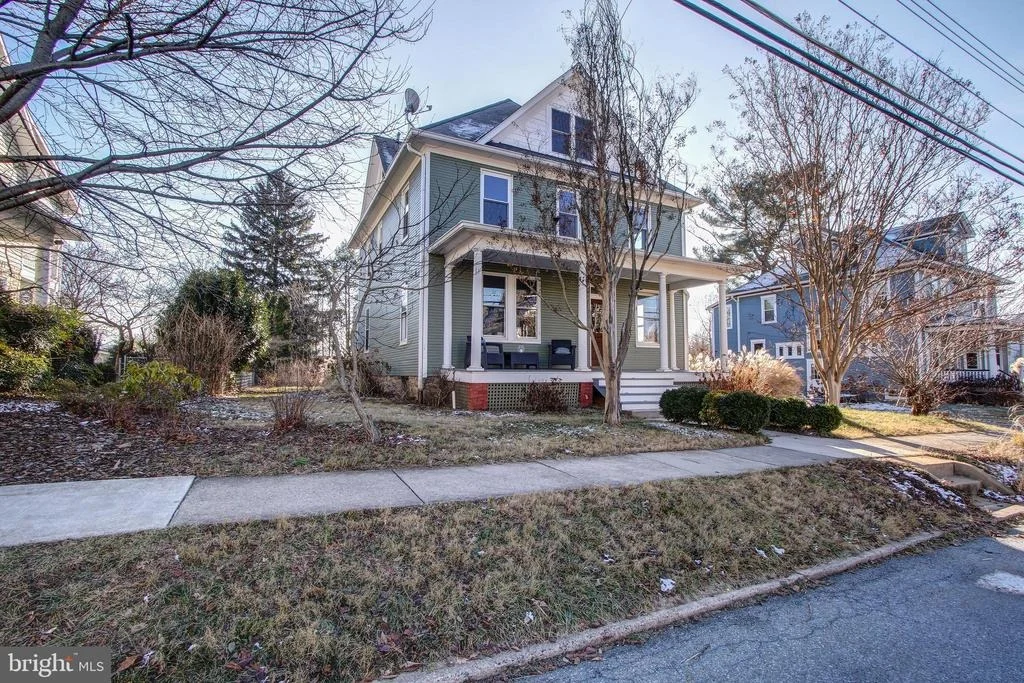 Photo of 108 BROAD STREET