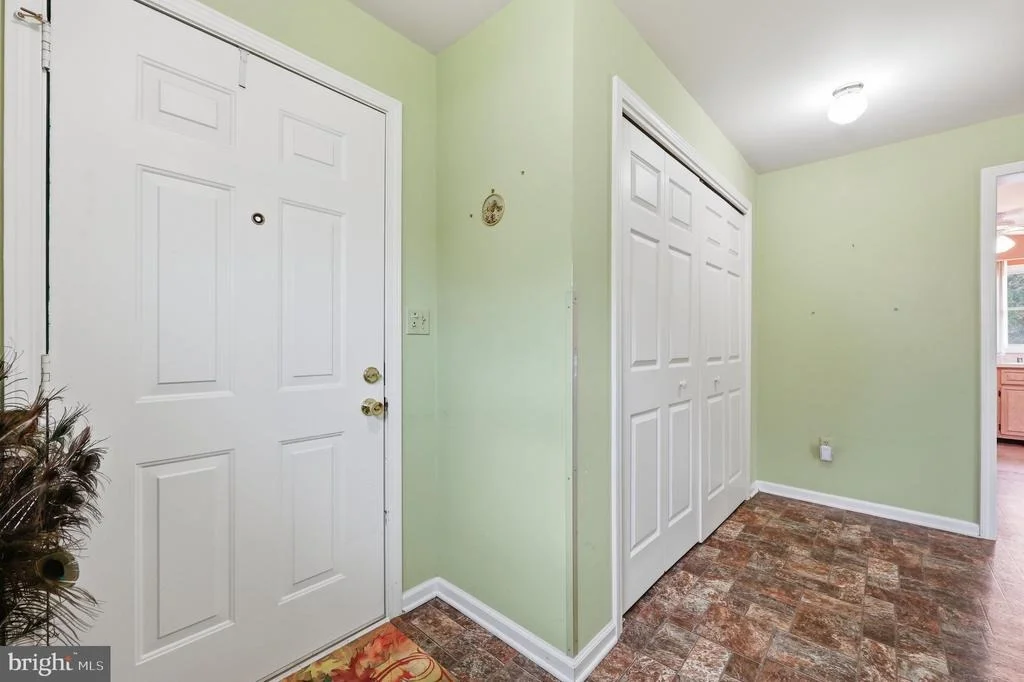 Photo of 206 SUNHIGH DRIVE
