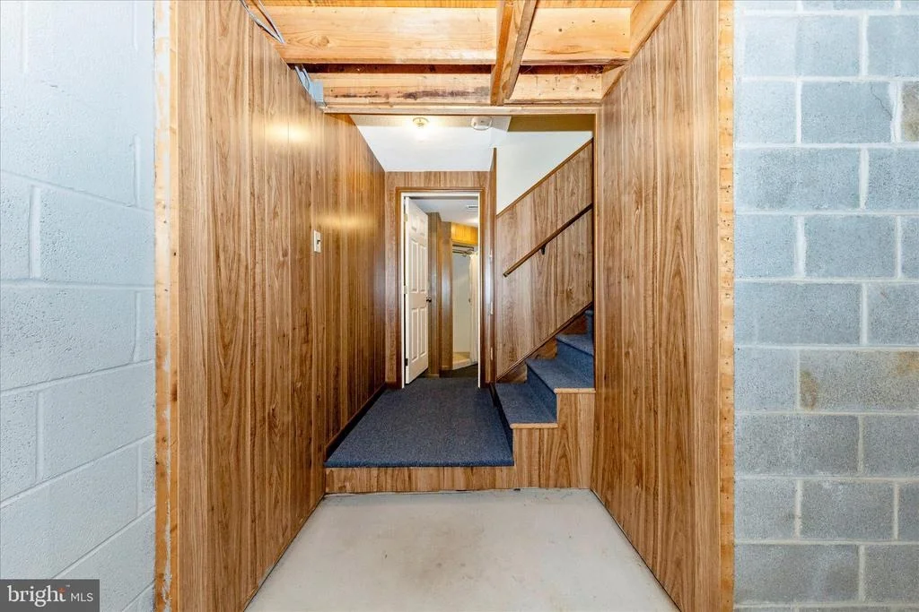 Photo of 1250 MISH ROAD