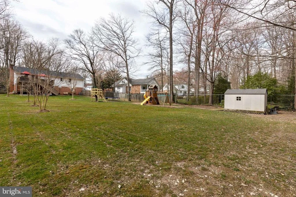 Photo of 3917 KING ARTHUR ROAD