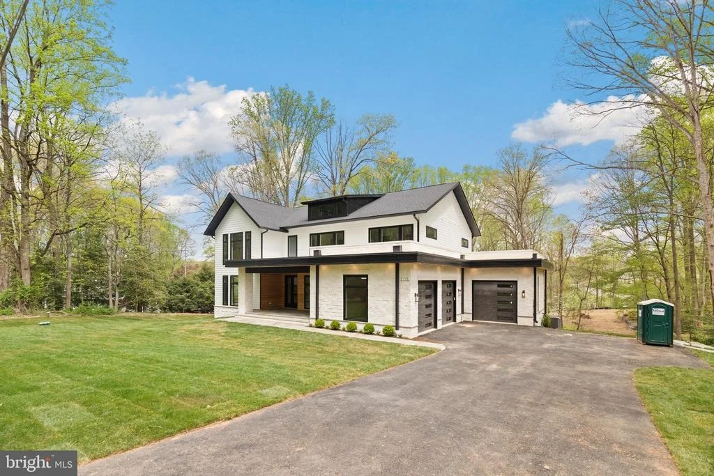 Photo of 2715 COLT RUN ROAD