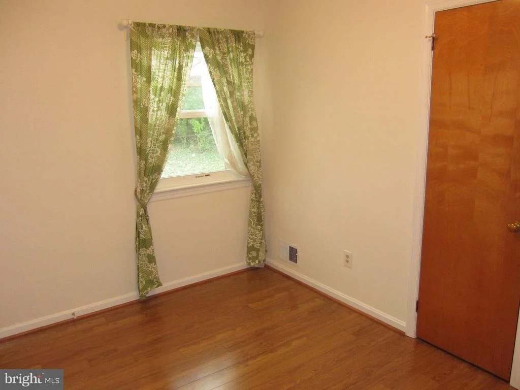 Photo of 1309 RUPPERT ROAD