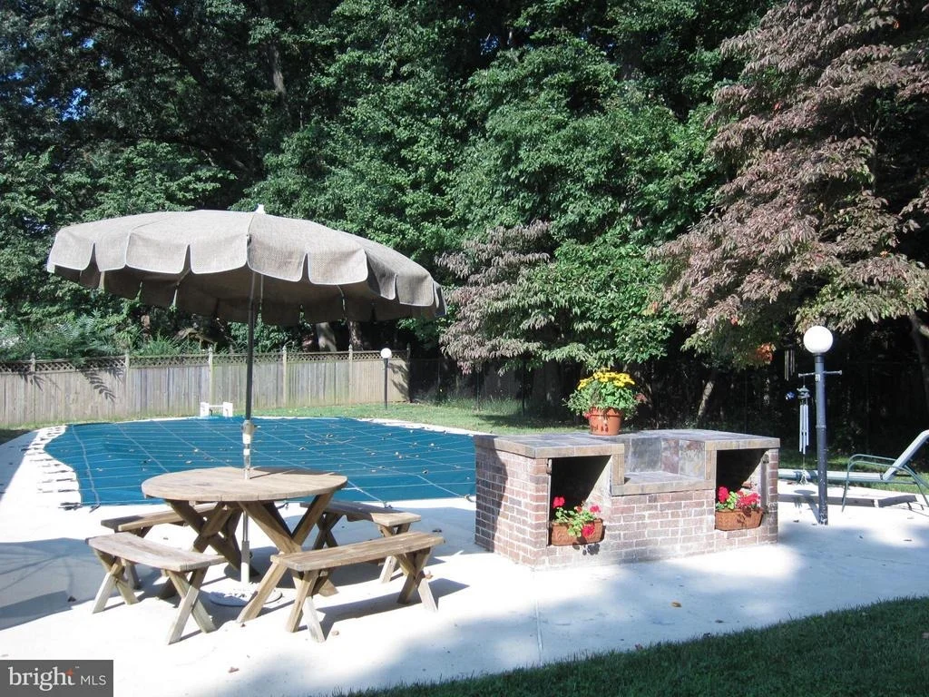 Photo of 15212 WINSTEAD LANE