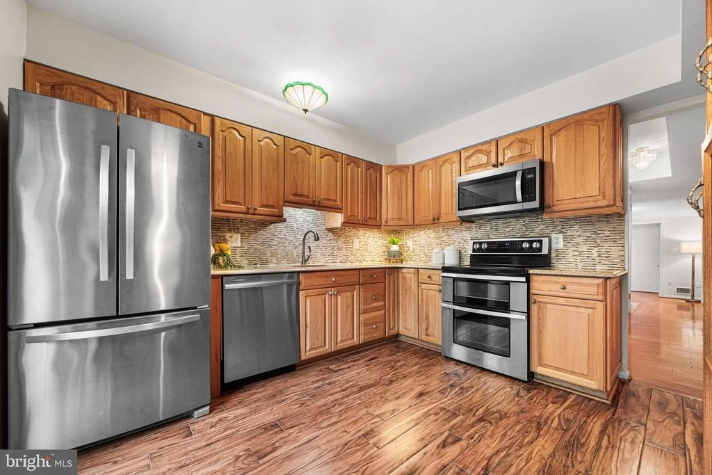 Photo of 10305 COLLINGHAM DRIVE