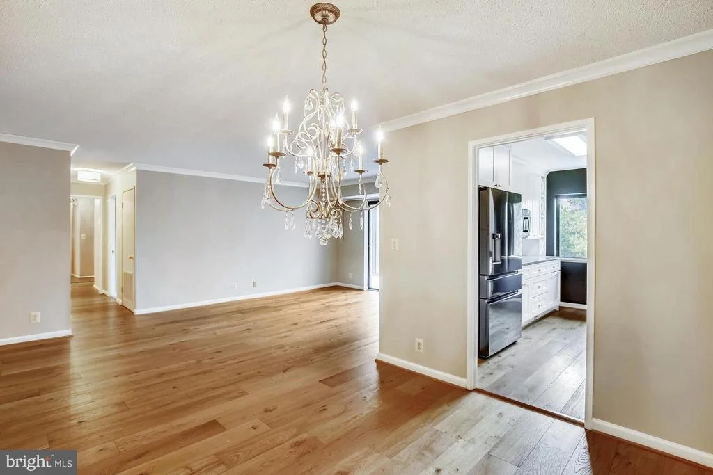 Photo of Unit 310 at 5902 MOUNT EAGLE DRIVE