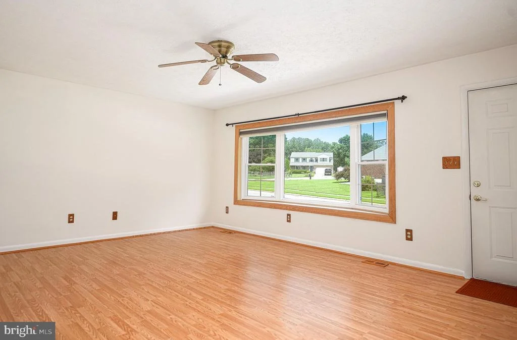 Photo of 619 FLINTLOCK DRIVE