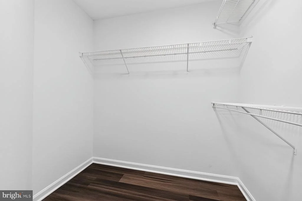 Photo of Unit 3D at 2501 COLERIDGE DRIVE