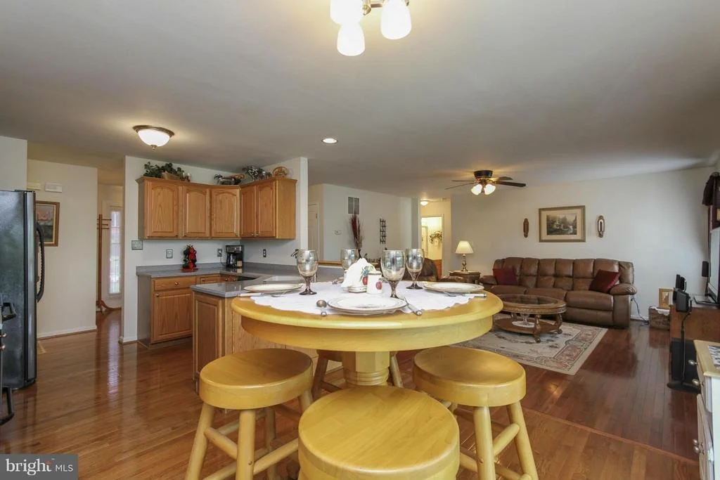 Photo of 1004 GULLO ROAD