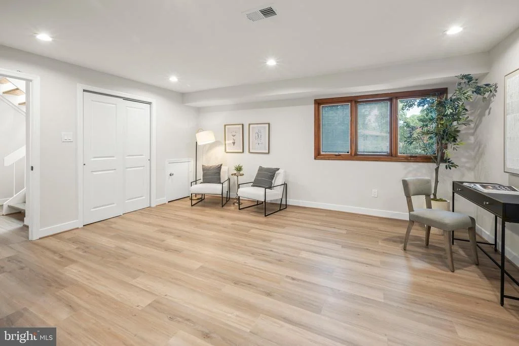 Photo of 3201 CUNNINGHAM DRIVE