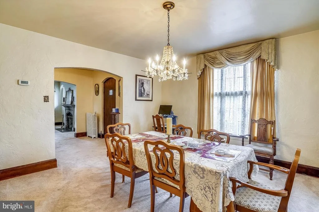 Photo of 200 MEALEY PARKWAY