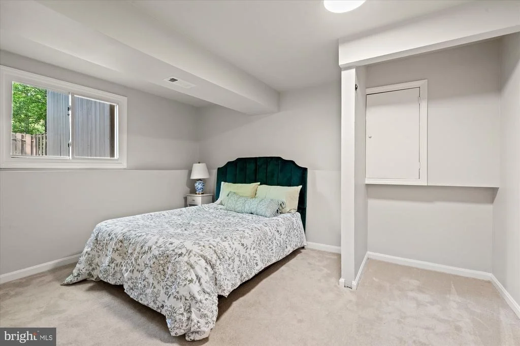 Photo of 2228 COCQUINA DRIVE