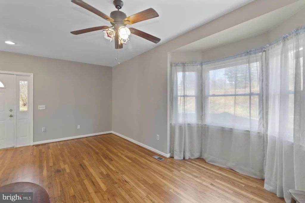 Photo of 2734 CROOKED RUN ROAD