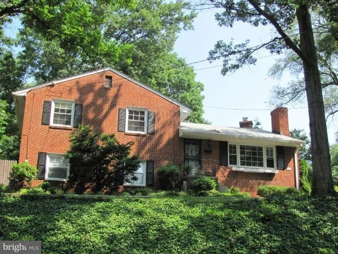 Photo of 906 JUNIPER PLACE
