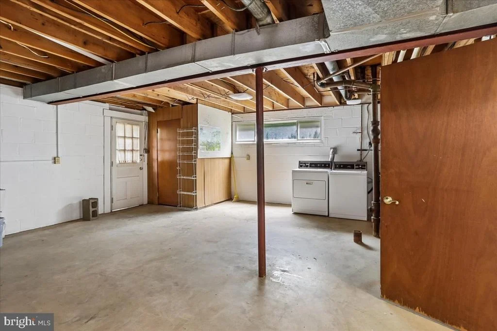 Photo of 3604 HERITAGE LANE