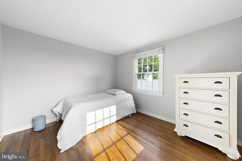 Photo of 186 FAIRVIEW ROAD