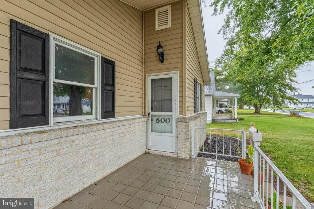 Photo of 600 ELM DRIVE