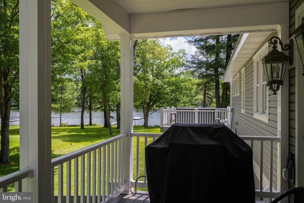 Photo of 507 SHORELINE DRIVE
