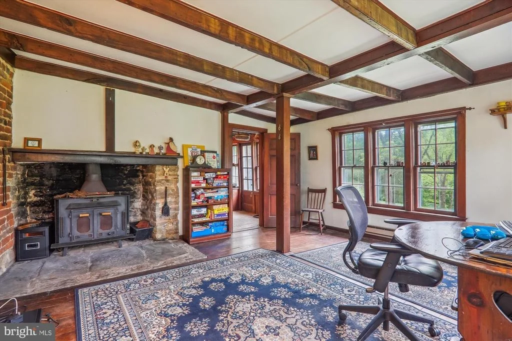 Photo of 1820 TUCKER LANE