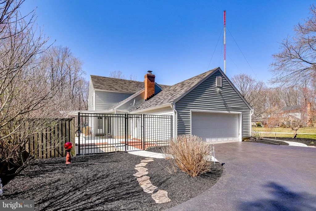 Photo of 1699 JUSTIN DRIVE