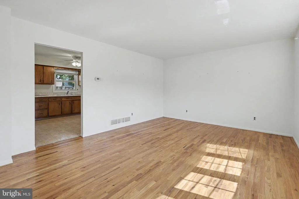 Photo of 16 RUNNING BROOK ROAD