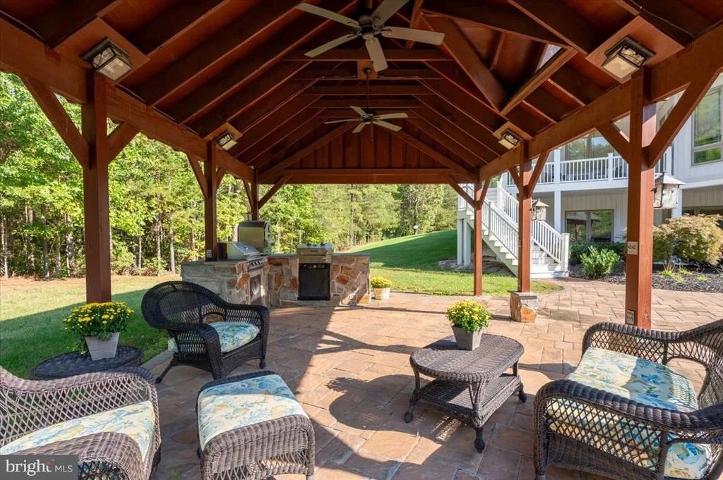 Photo of 6675 MARSHALL ROAD