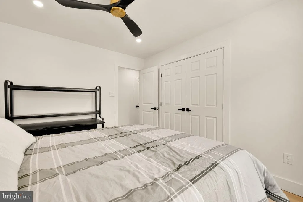 Photo of Unit 21 at 18254 ROLLING MEADOW WAY