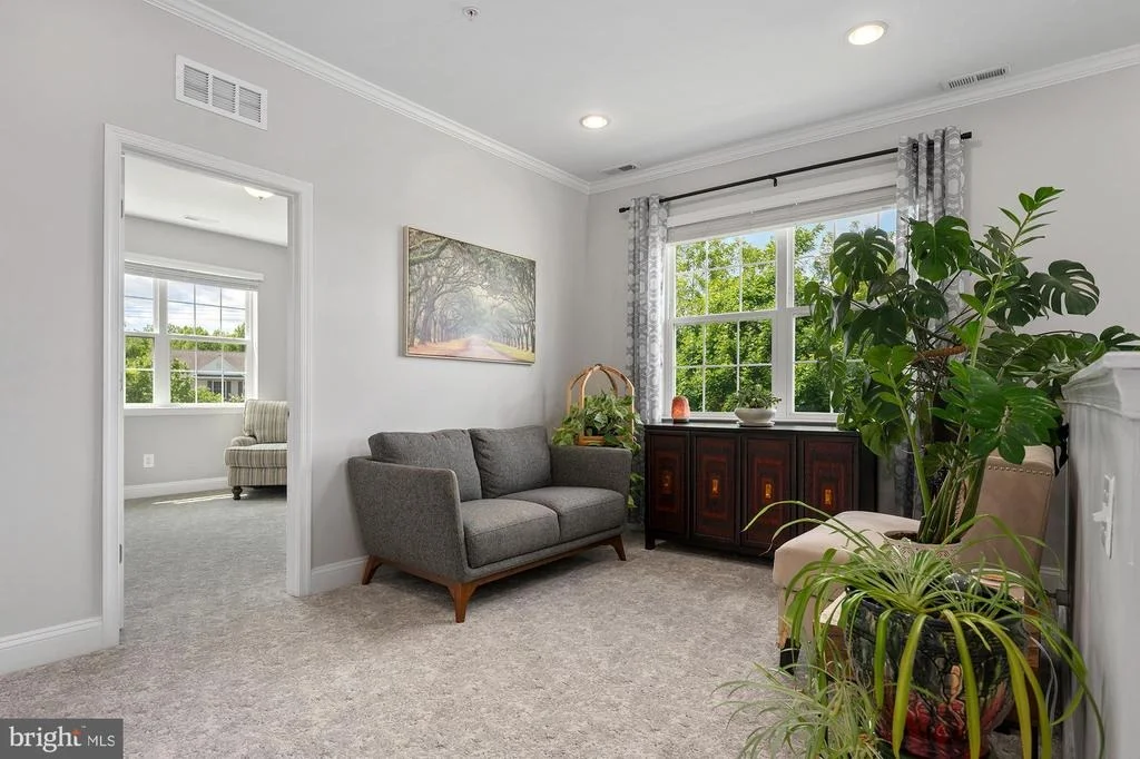Photo of 821 BENTGRASS DRIVE