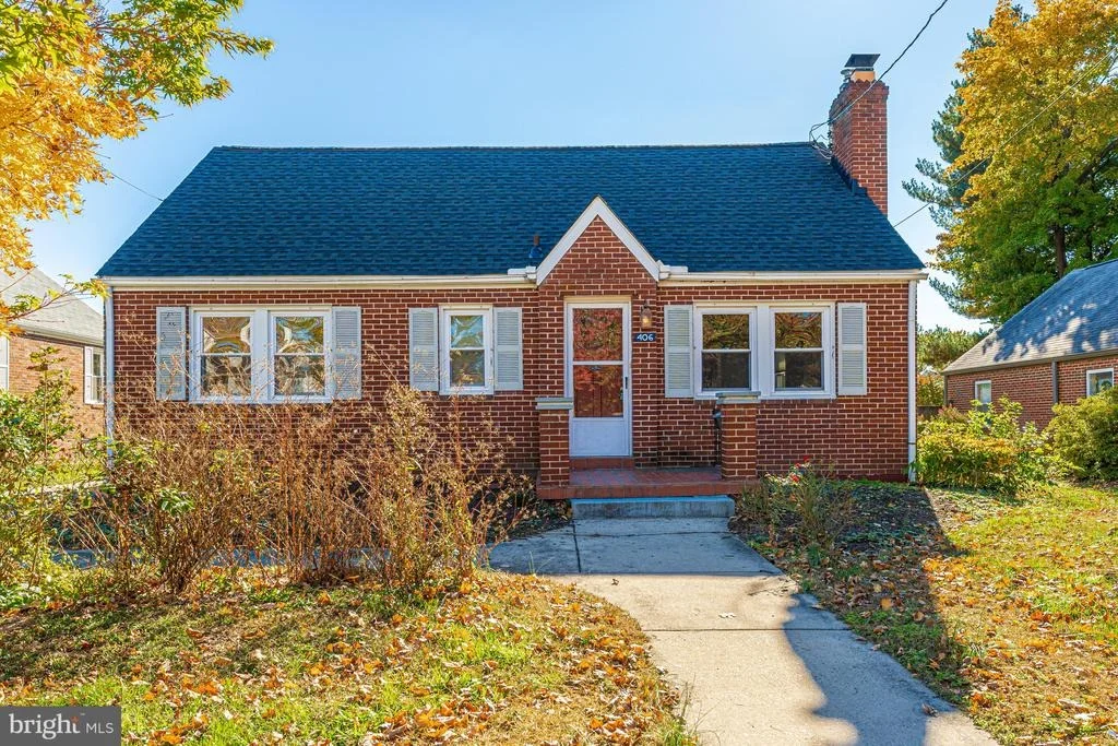 Photo of 406 LEE PLACE