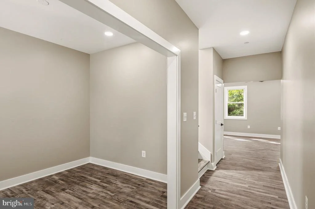 Photo of 584 PARK ROAD
