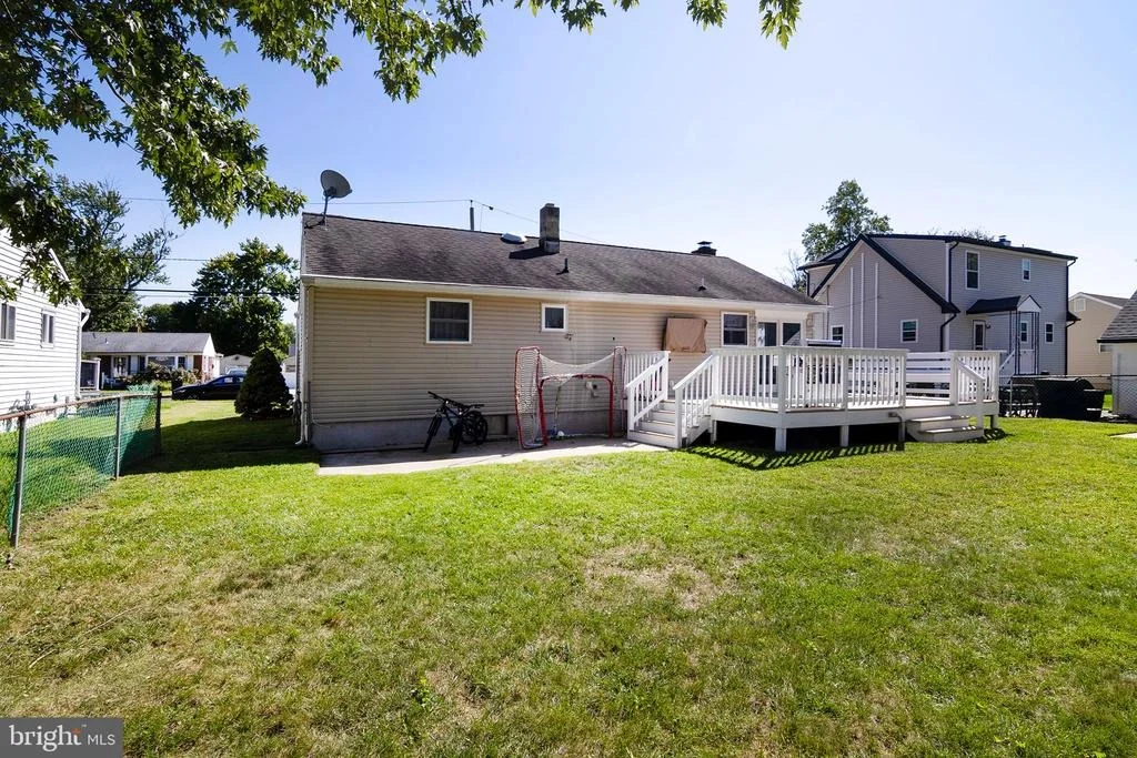 Photo of 611 JACKSON AVENUE