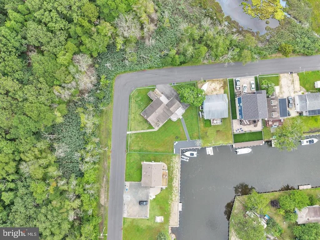 Photo of 18 BEACON DRIVE
