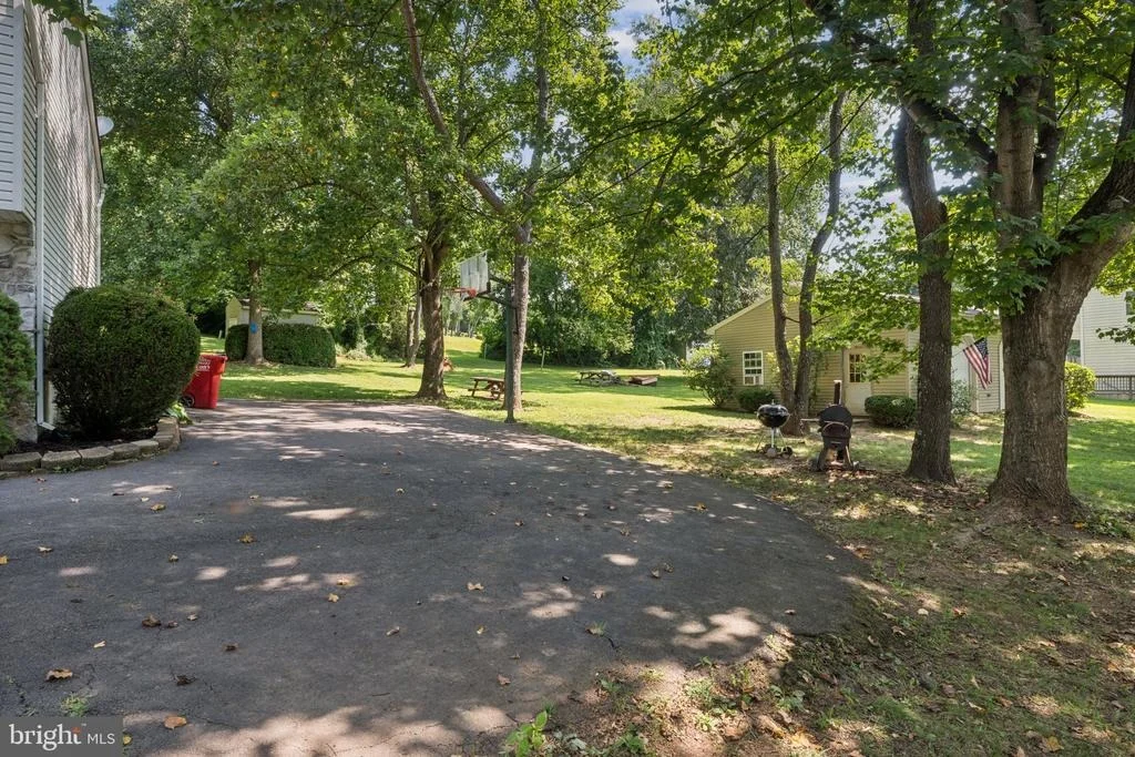 Photo of 10 CAROL TRAIL