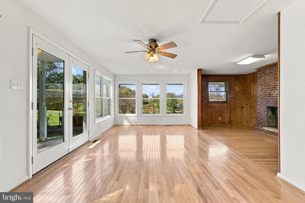Photo of 9707 CREST HILL ROAD