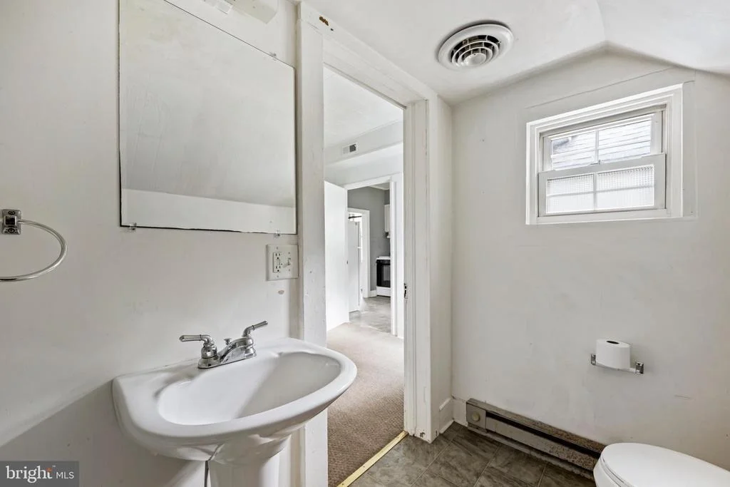 Photo of 305 WALNUT STREET