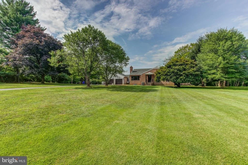 Photo of 16000 SCHAEFFER ROAD