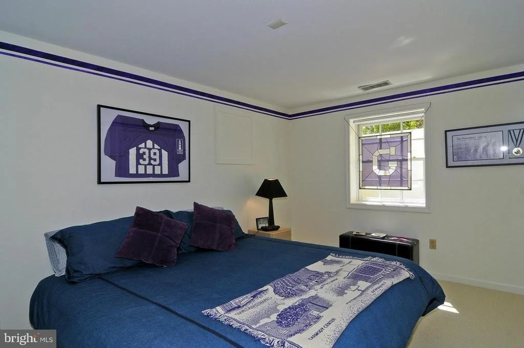 Photo of 330 SPRINGBROOK DRIVE