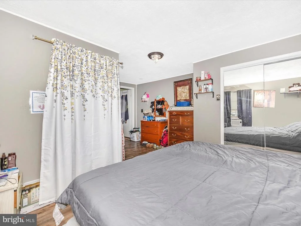 Photo of 7612 MCCLELLAN AVENUE