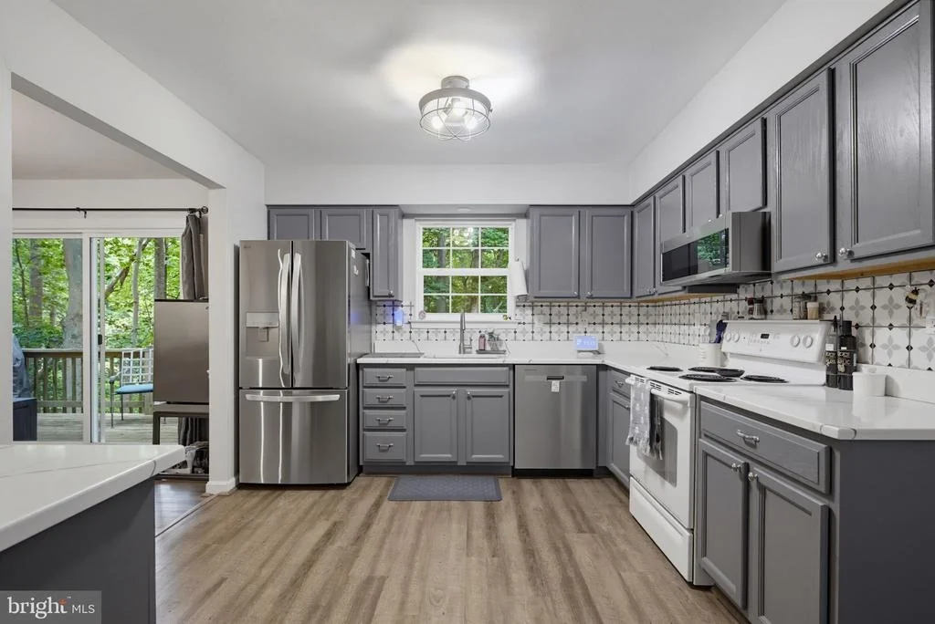 Photo of 2501 YORK COURT