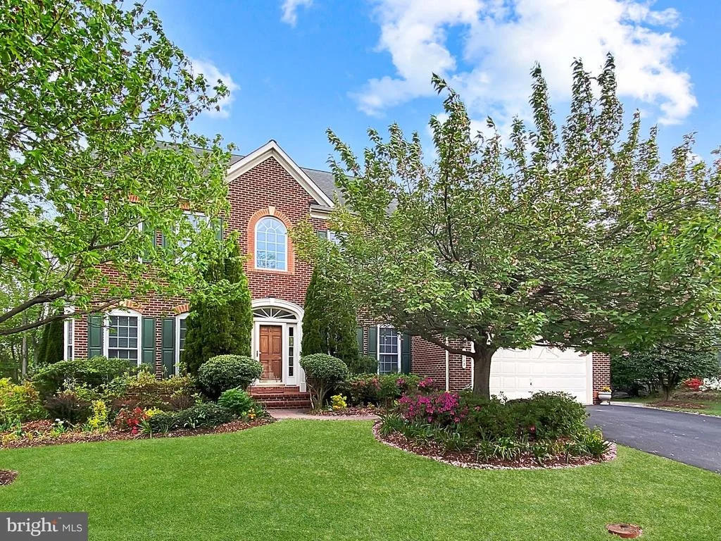 Photo of 9112 WHITMORE LANE