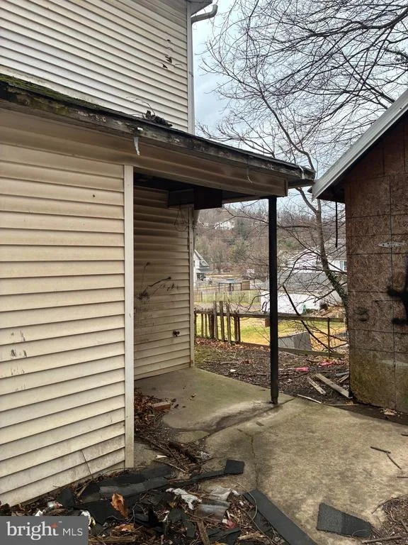 Photo of 107 OAKVIEW DRIVE