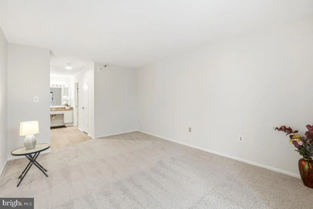 Photo of Unit 2215 at 15107 INTERLACHEN DRIVE