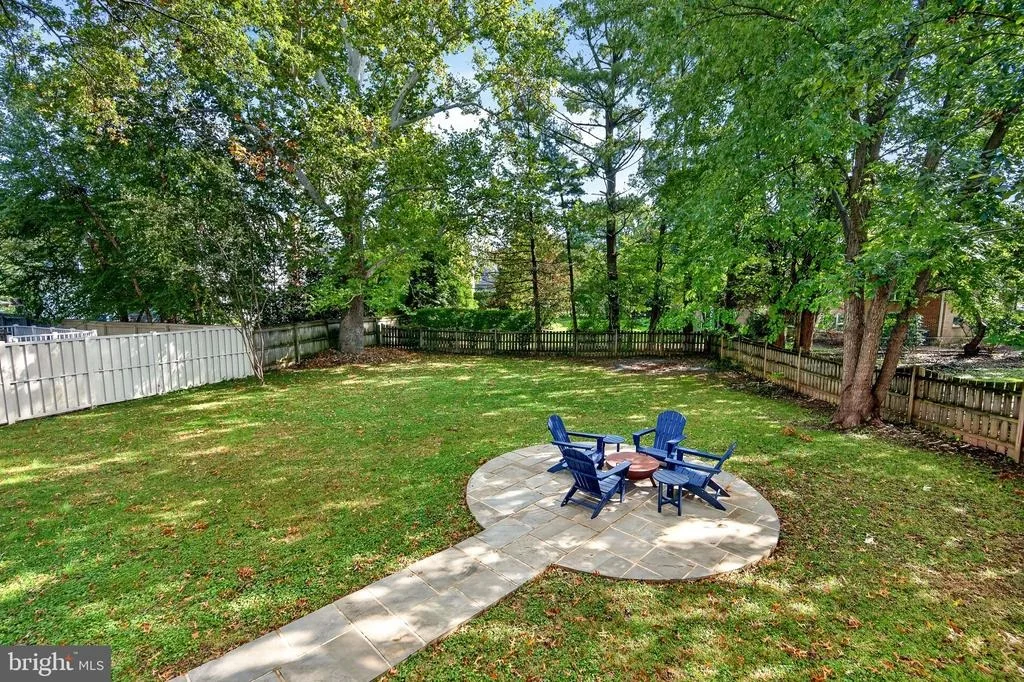 Photo of 6619 MELROSE DRIVE